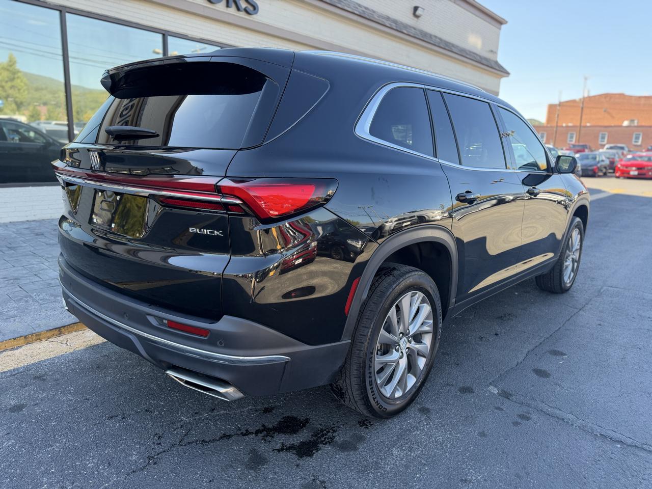Buick Enclave 4dr Preferred 2025