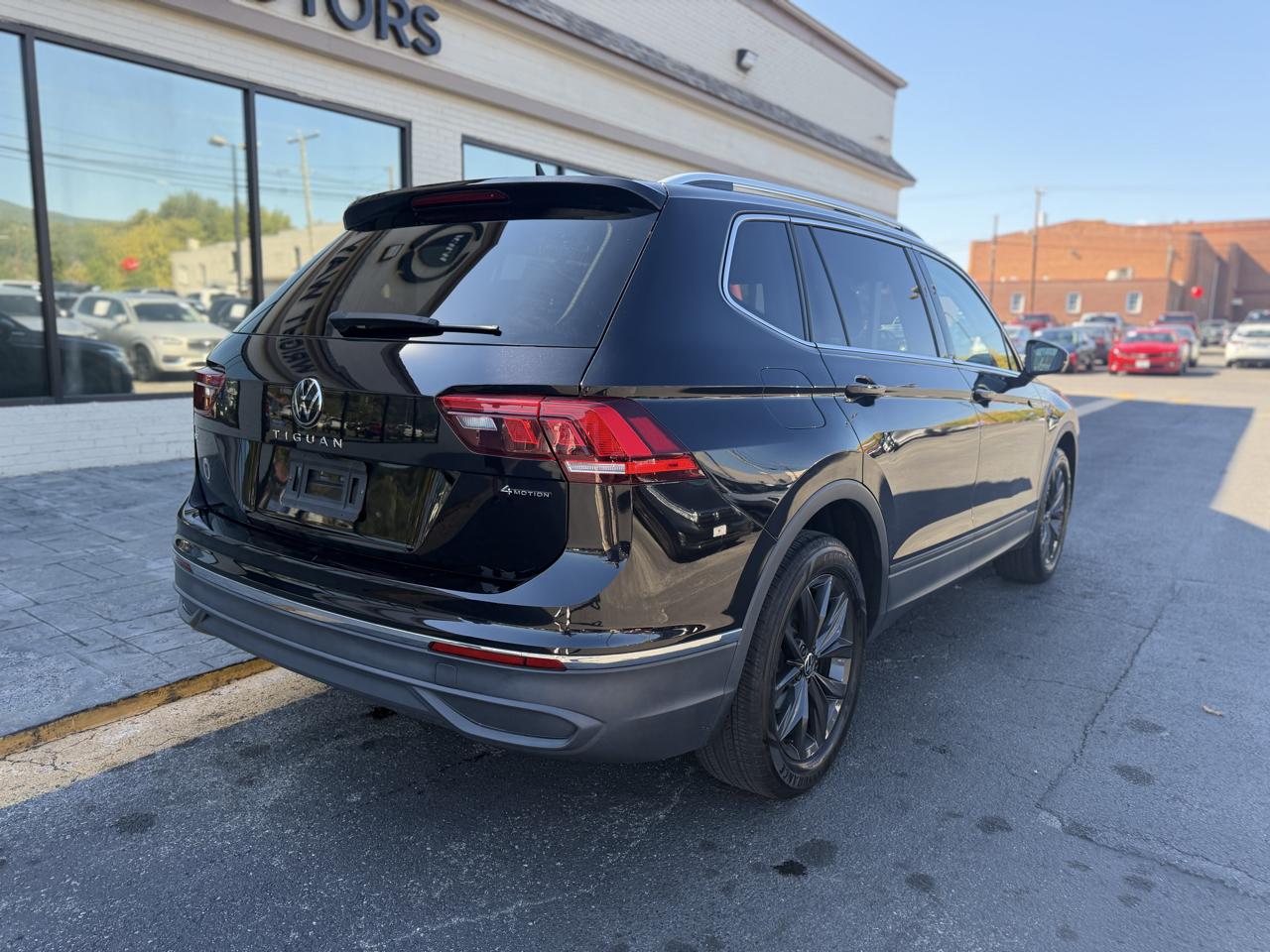 Volkswagen Tiguan 2.0T SE 4MOTION 2024