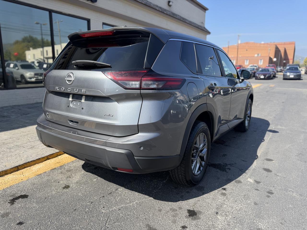 Nissan Rogue AWD S 2024