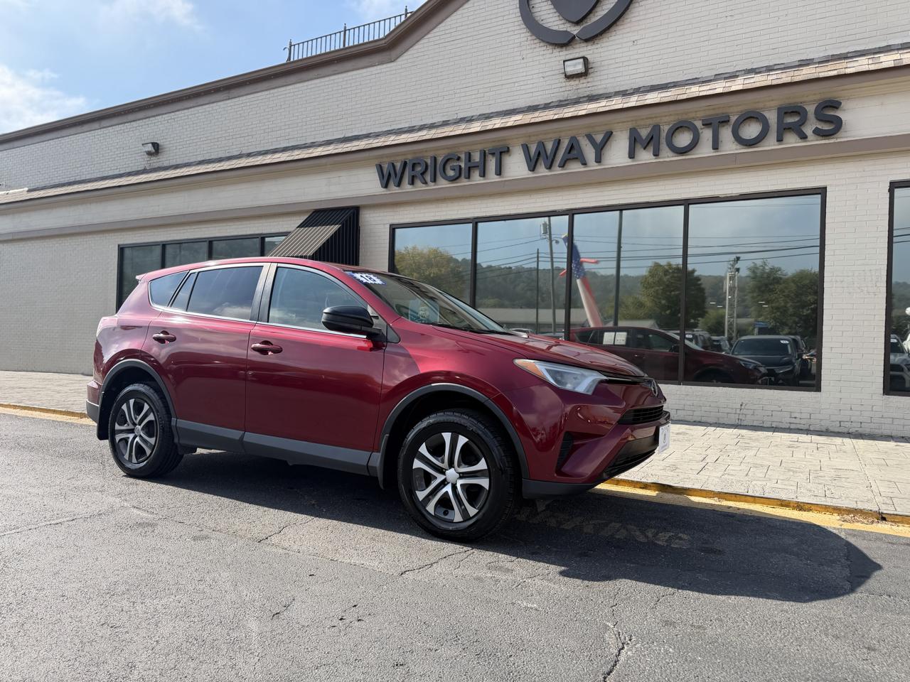 2018 Toyota RAV4 LE AWD