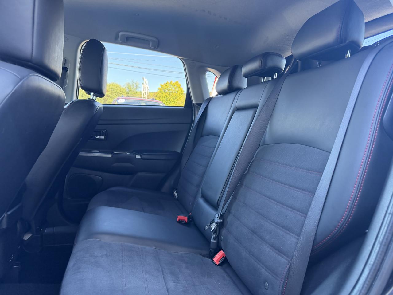 Mitsubishi Outlander Sport ES 2.0 AWC 2024