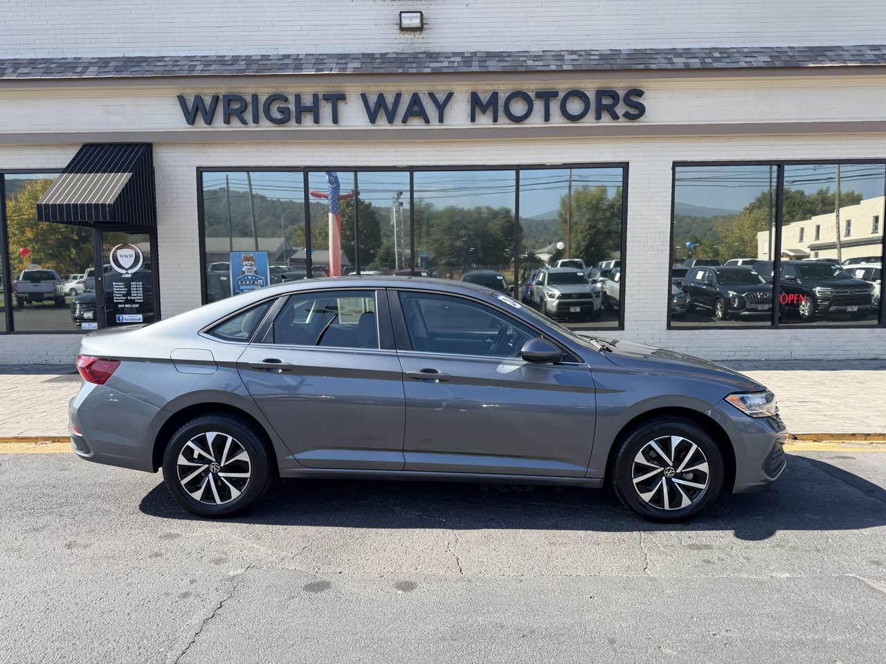 Volkswagen Jetta S Auto 2024