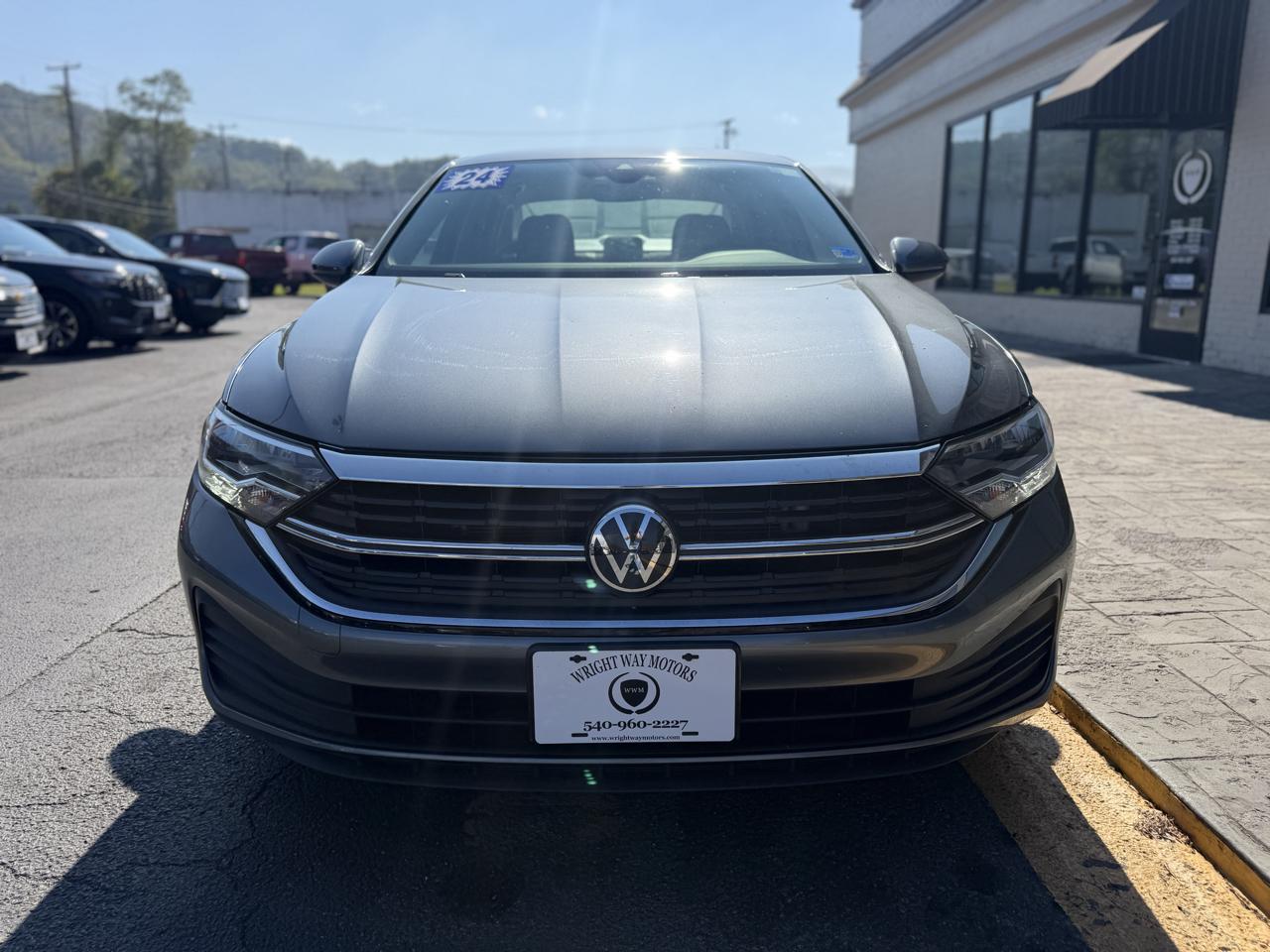 Volkswagen Jetta S Auto 2024