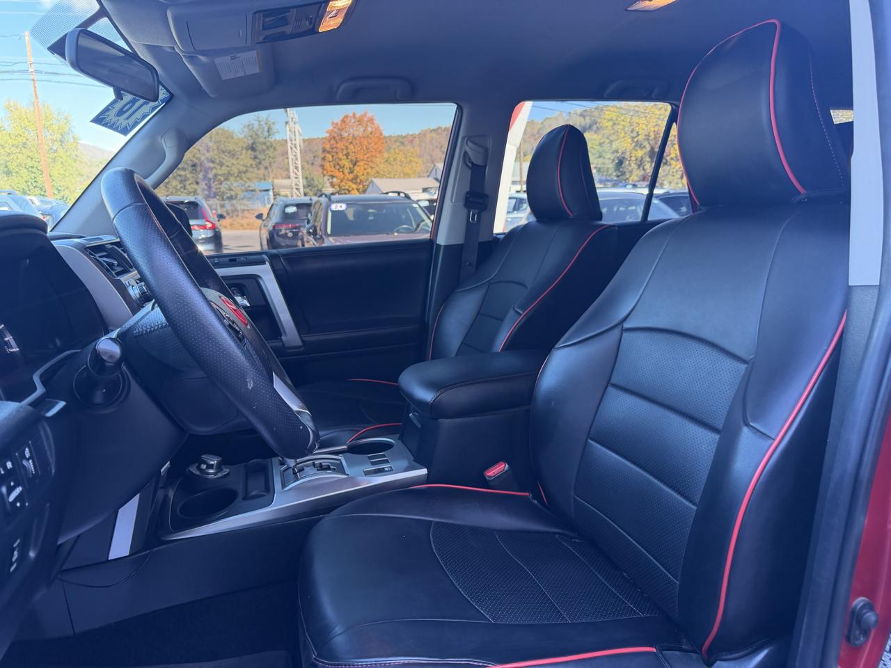 Toyota 4Runner SR5 4WD V6 2018