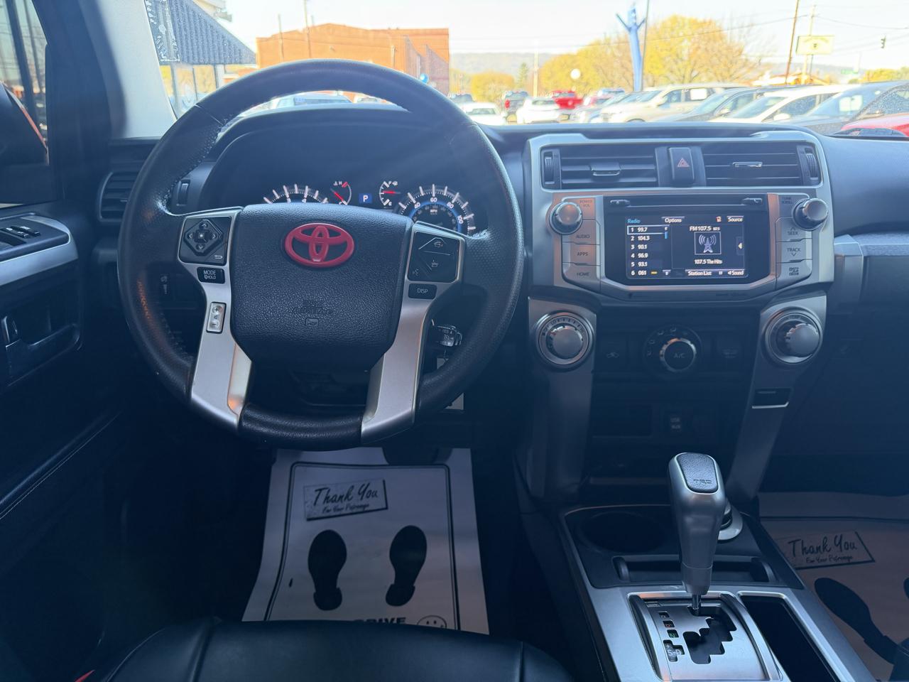 Toyota 4Runner SR5 4WD V6 2018