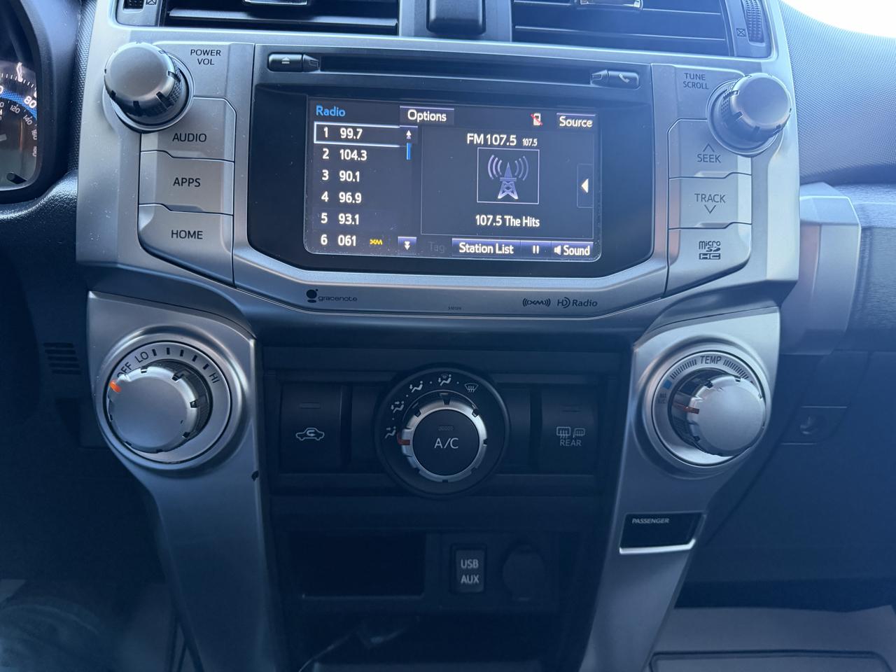 Toyota 4Runner SR5 4WD V6 2018