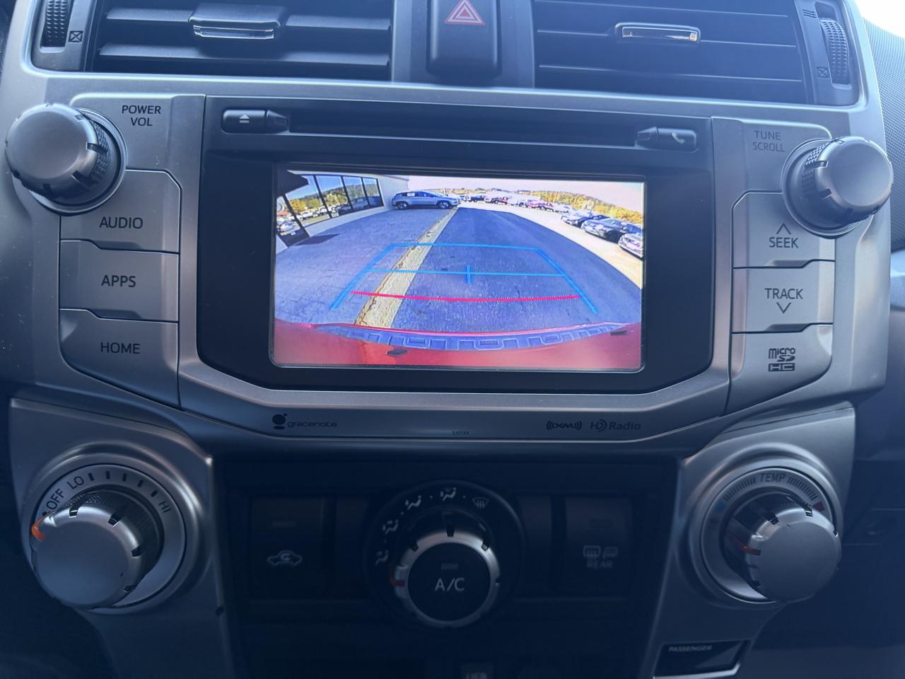 Toyota 4Runner SR5 4WD V6 2018