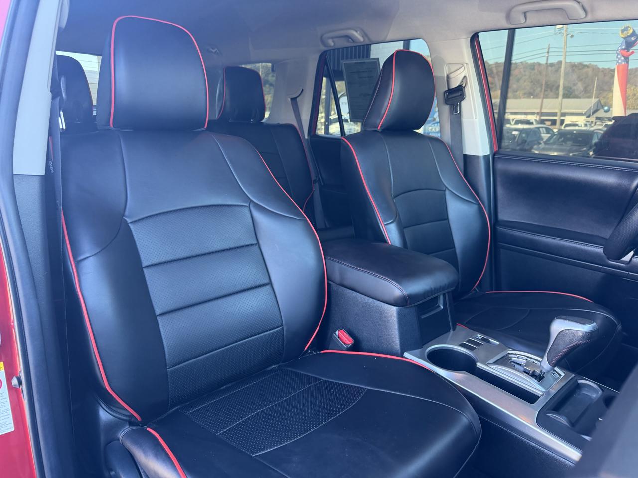Toyota 4Runner SR5 4WD V6 2018