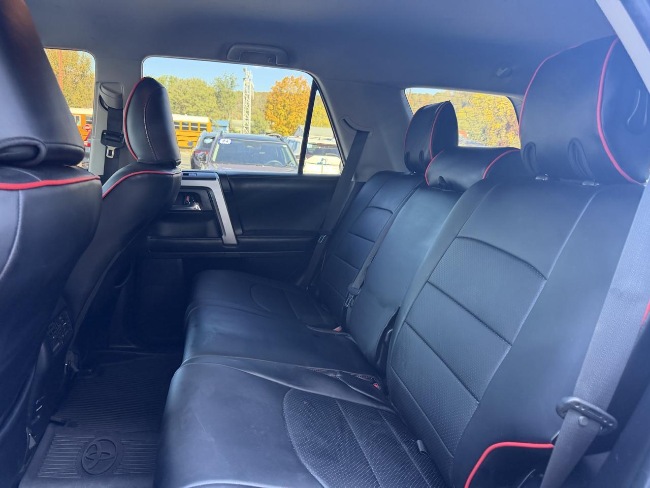Toyota 4Runner SR5 4WD V6 2018