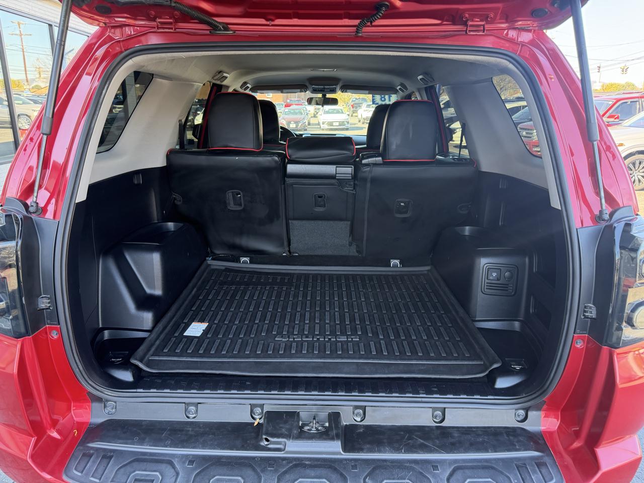 Toyota 4Runner SR5 4WD V6 2018