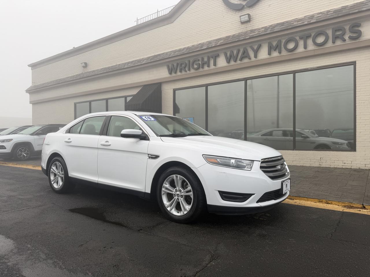 2018 Ford Taurus SEL