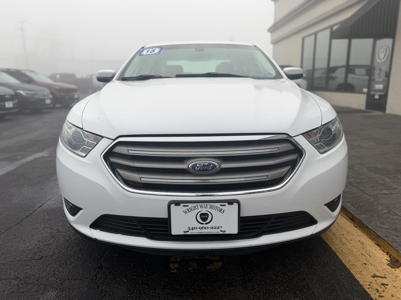 Ford Taurus SEL 2018