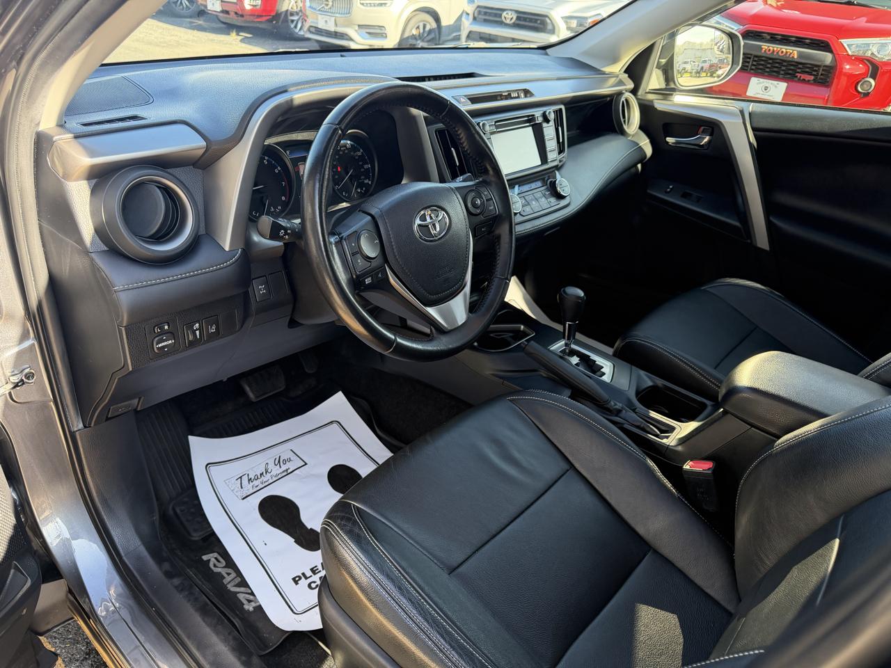 Toyota RAV4 XLE AWD 2017