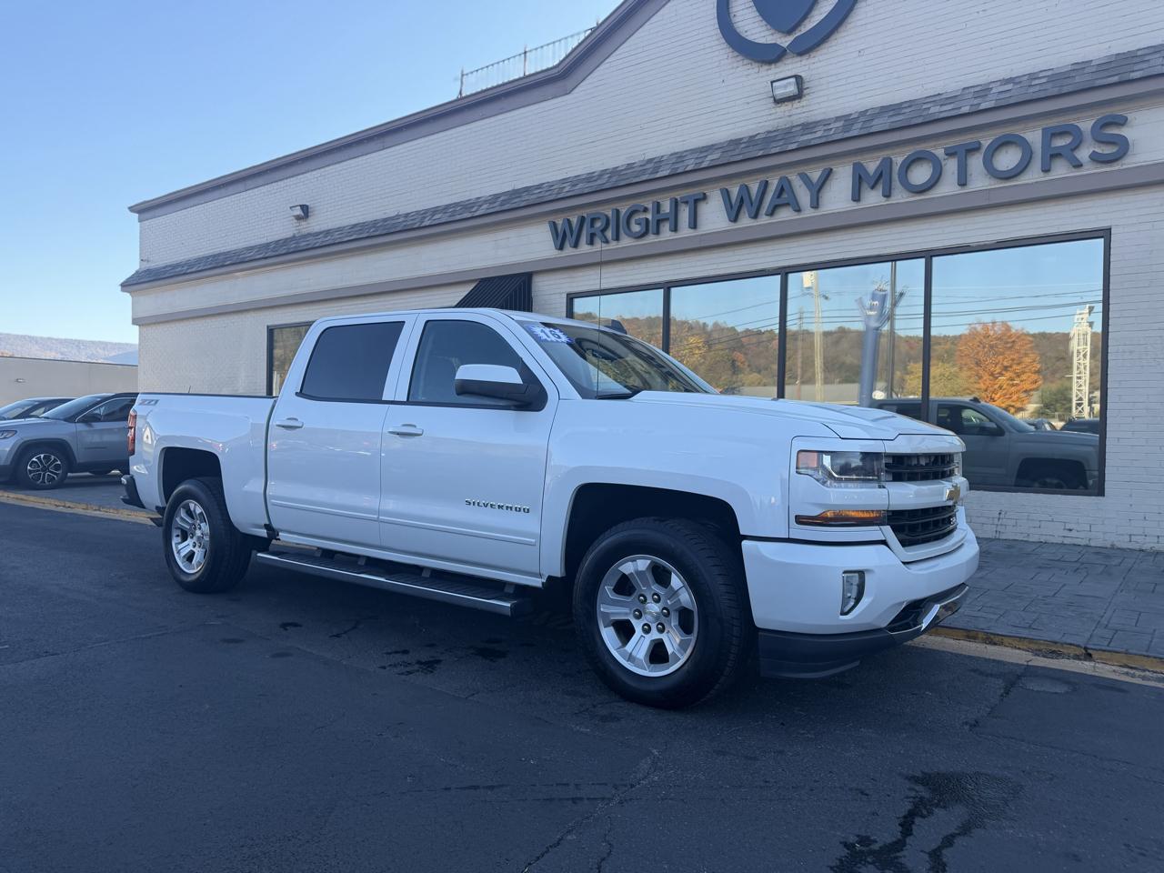 2016 Chevrolet Silverado 1500 4WD CREW CAB 143.5" LT W/