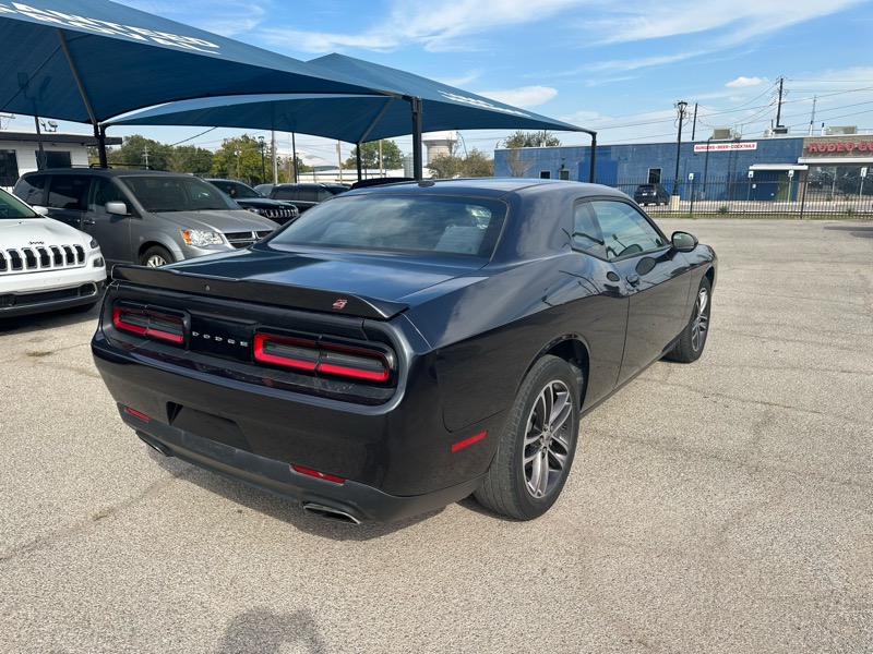 Dodge Challenger 2dr Cpe SXT 2019 Dodge Challenger 2dr Cpe SXT 2019