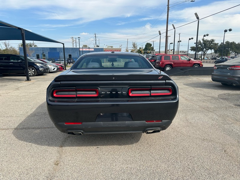 Dodge Challenger 2dr Cpe SXT 2019 Dodge Challenger 2dr Cpe SXT 2019