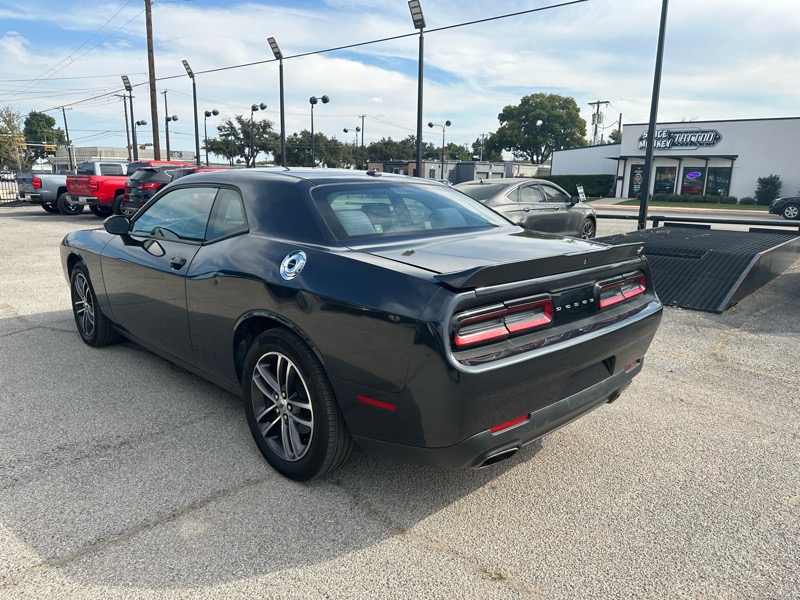 Dodge Challenger 2dr Cpe SXT 2019 Dodge Challenger 2dr Cpe SXT 2019