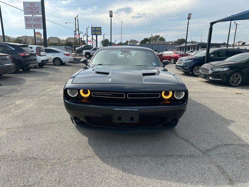 Dodge Challenger 2dr Cpe SXT 2019 Dodge Challenger 2dr Cpe SXT 2019