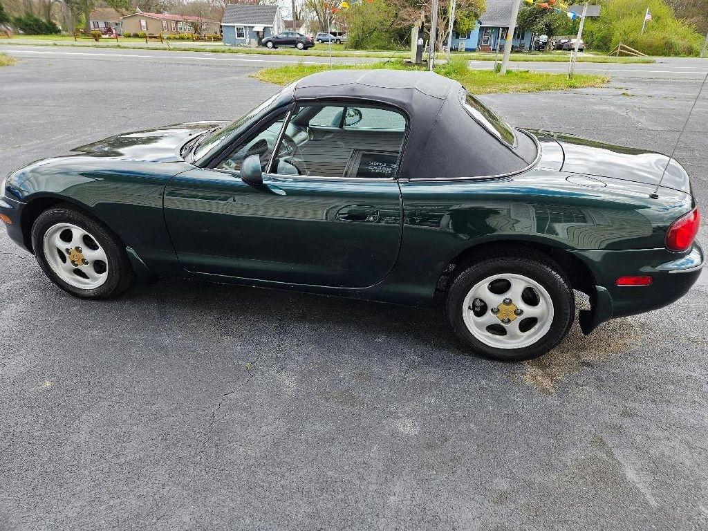 Mazda MX-5 Miata  1999