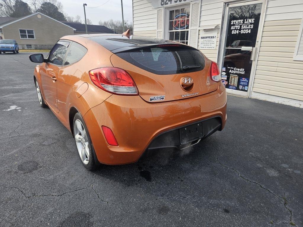 Hyundai Veloster  2012