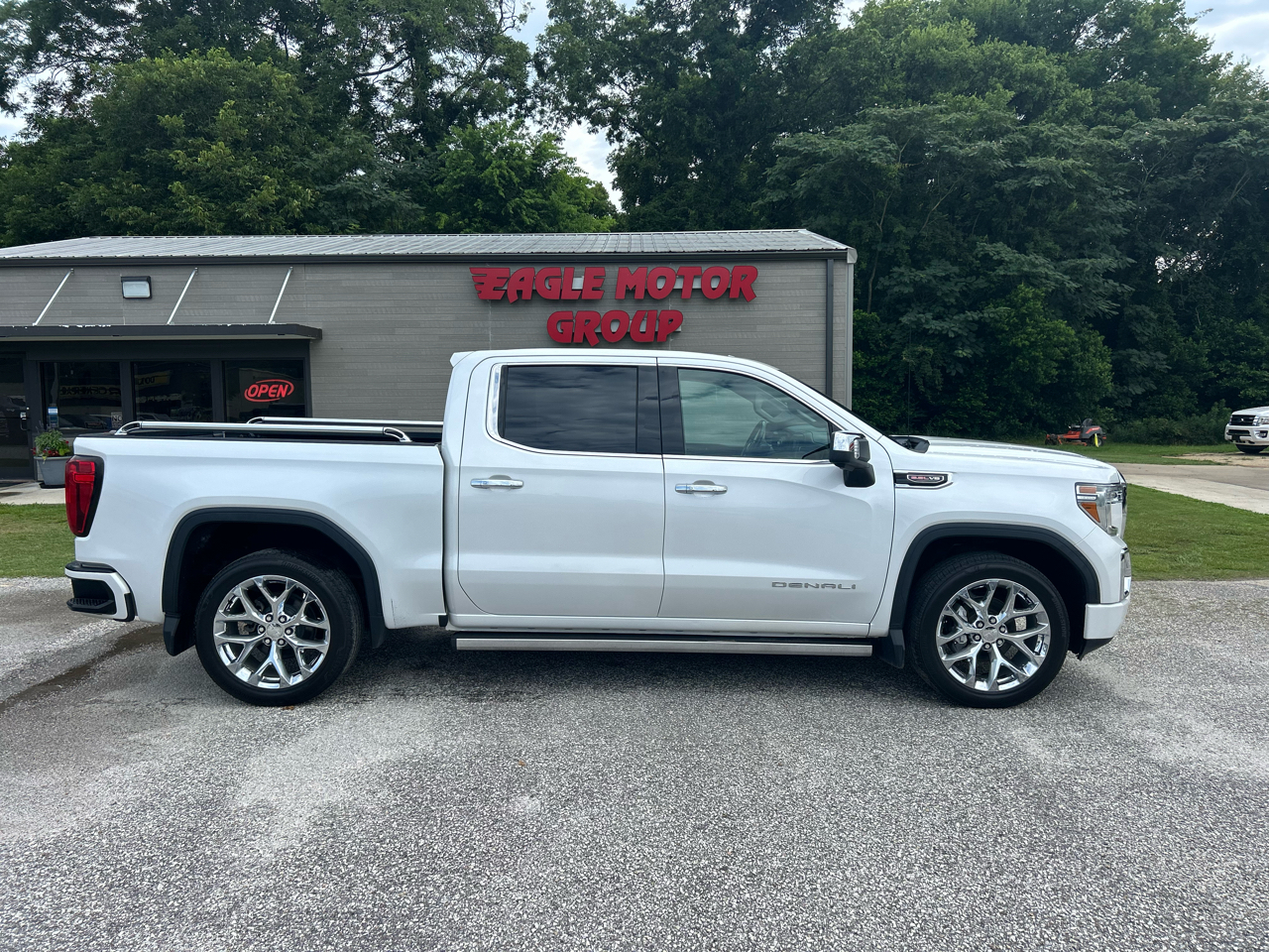 2019 GMC Sierra 1500 4WD Crew Cab 147" Denali