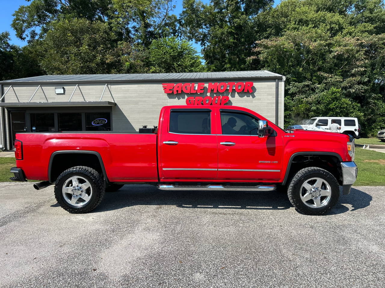 2015 GMC Sierra 2500HD 4WD Crew Cab 167.7" SLT
