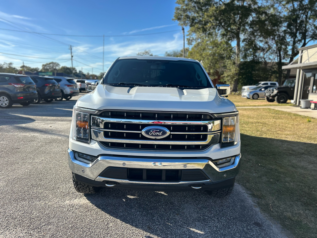 Ford F-150 Lariat 4WD SuperCrew 5.5' Box 2022 Ford F-150 Lariat 4WD SuperCrew 5.5' Box 2022