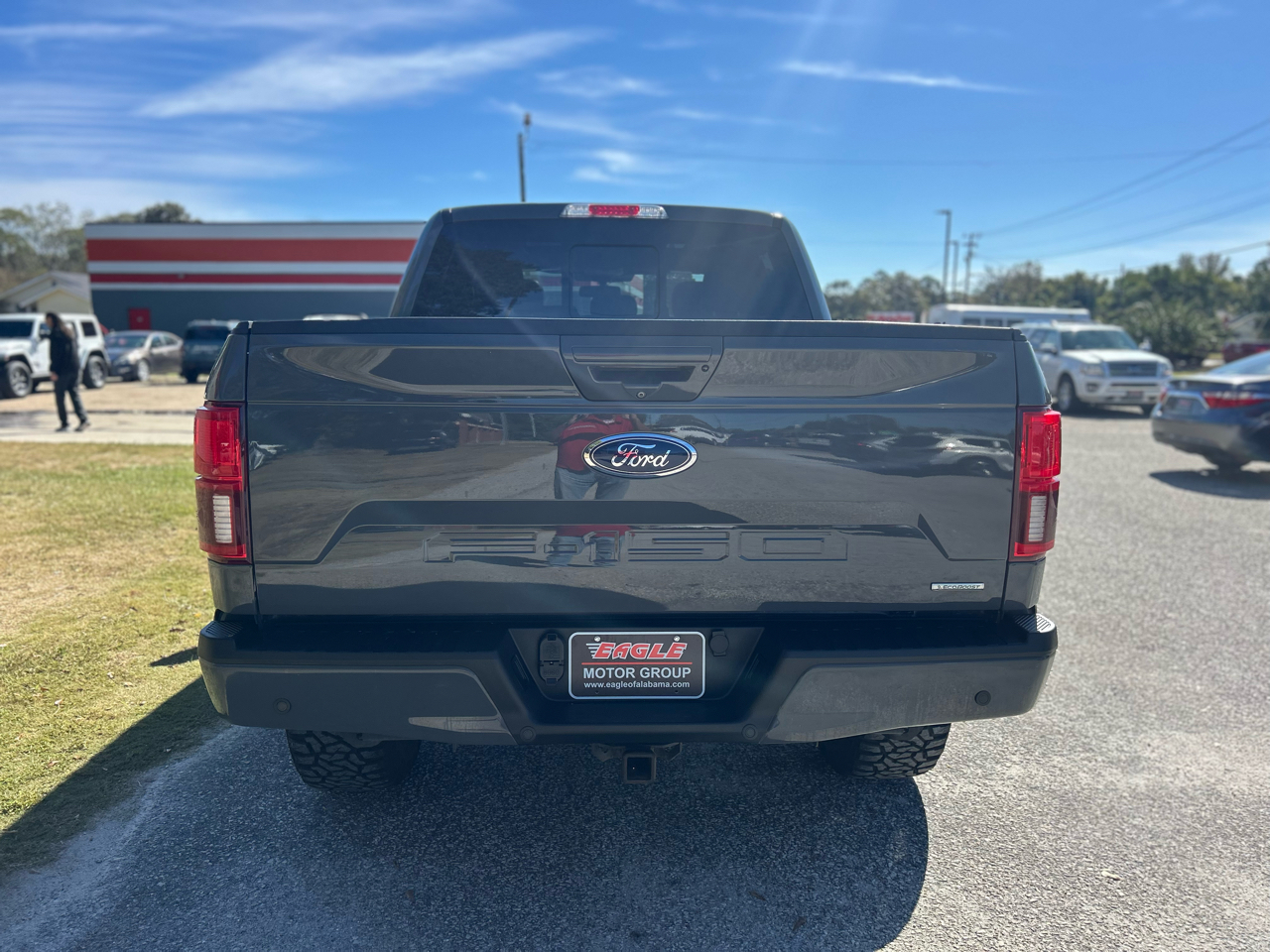 Ford F-150 Lariat 4WD SuperCrew 5.5' Box 2018 Ford F-150 Lariat 4WD SuperCrew 5.5' Box 2018