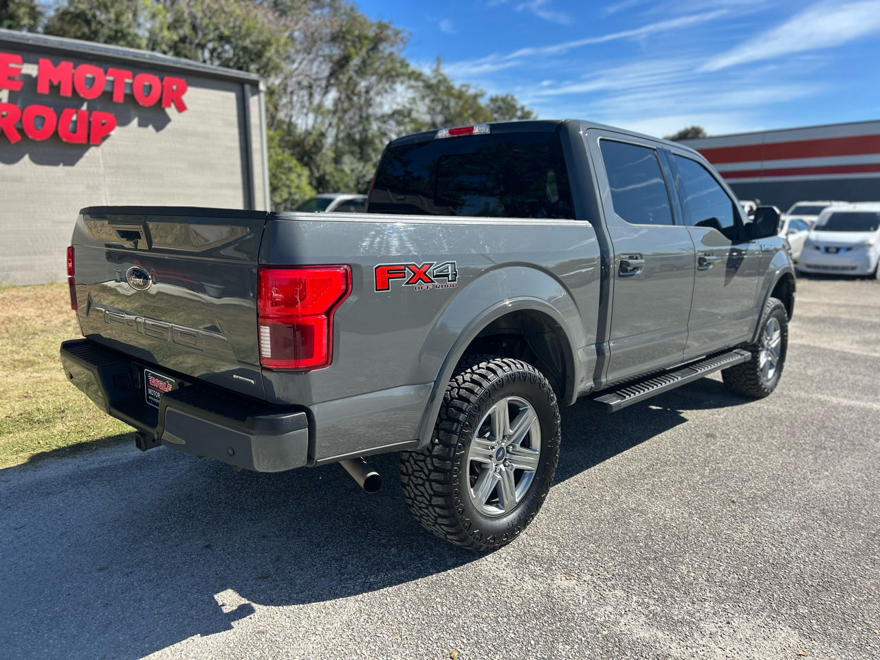 Ford F-150 Lariat 4WD SuperCrew 5.5' Box 2018 Ford F-150 Lariat 4WD SuperCrew 5.5' Box 2018