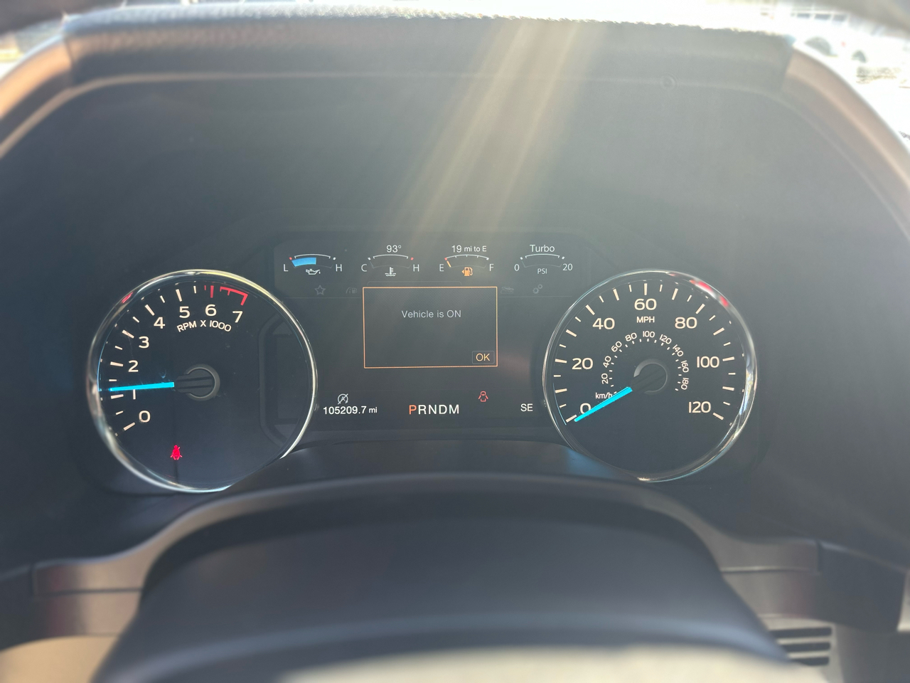 Ford F-150 Lariat 4WD SuperCrew 5.5' Box 2018 Ford F-150 Lariat 4WD SuperCrew 5.5' Box 2018