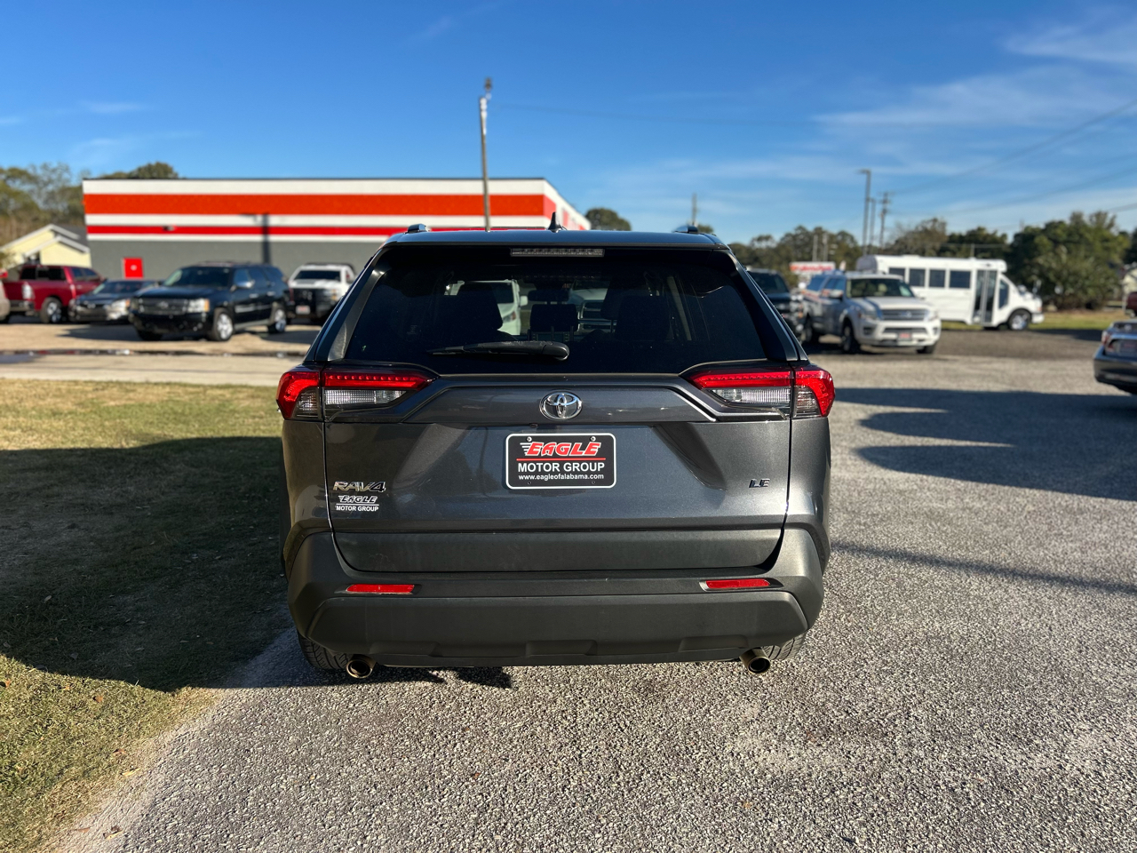 Toyota RAV4 LE FWD (Natl) 2020 Toyota RAV4 LE FWD (Natl) 2020