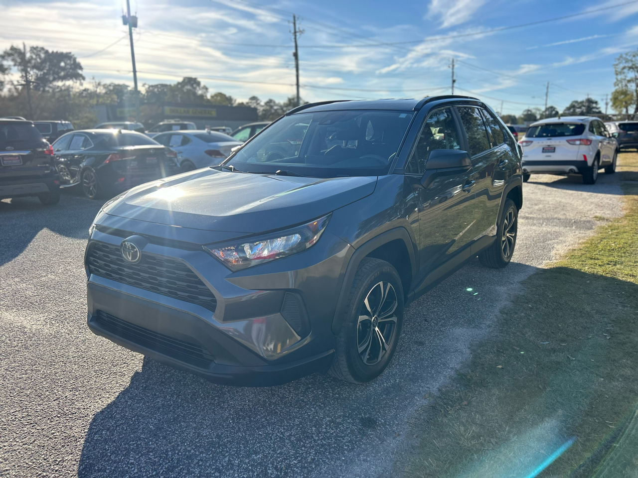Toyota RAV4 LE FWD (Natl) 2020 Toyota RAV4 LE FWD (Natl) 2020