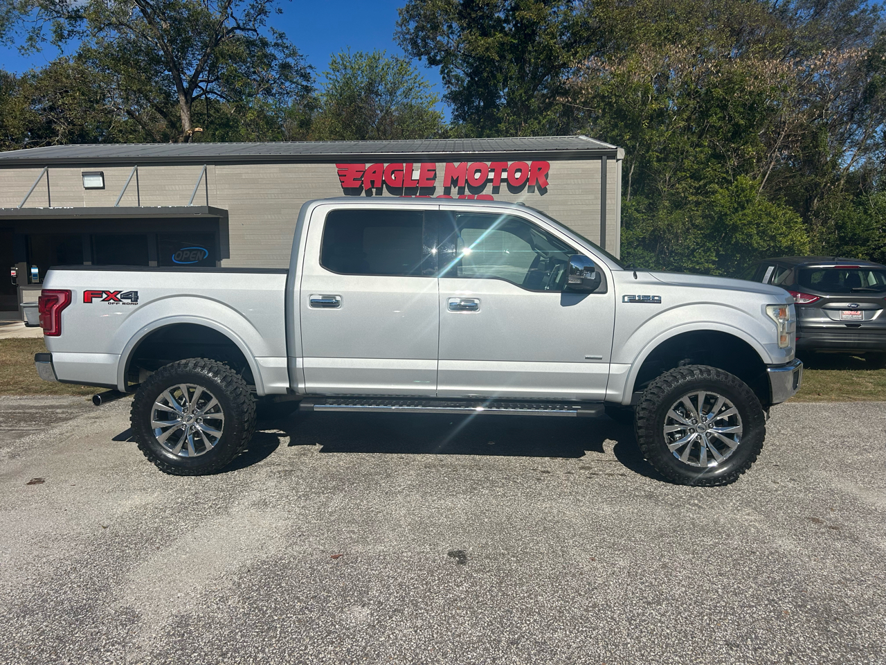 2016 Ford F-150 4WD SuperCrew 145" XLT