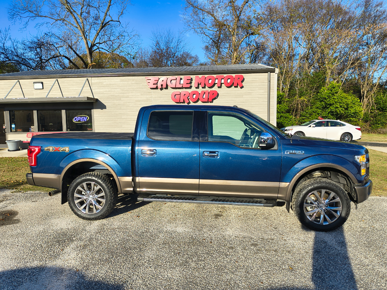 2016 Ford F-150 4WD SuperCrew 145" XLT