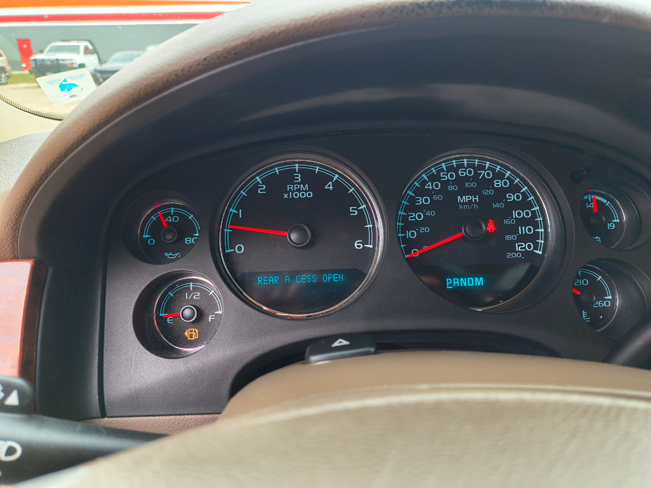 Chevrolet Tahoe 4WD 4dr 1500 LTZ 2012