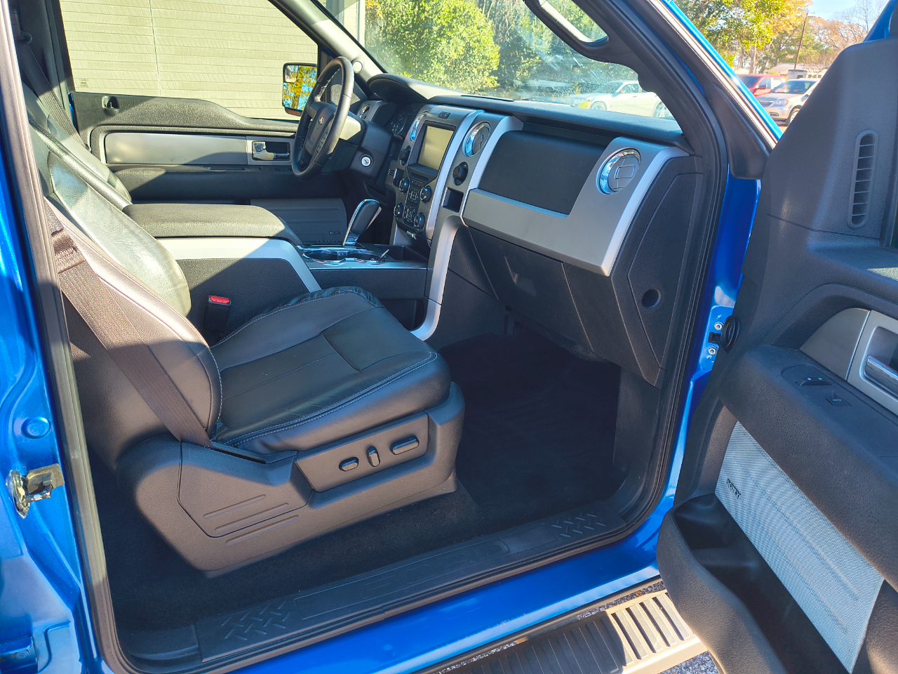 Ford F-150 4WD SuperCrew 145" FX4 2014