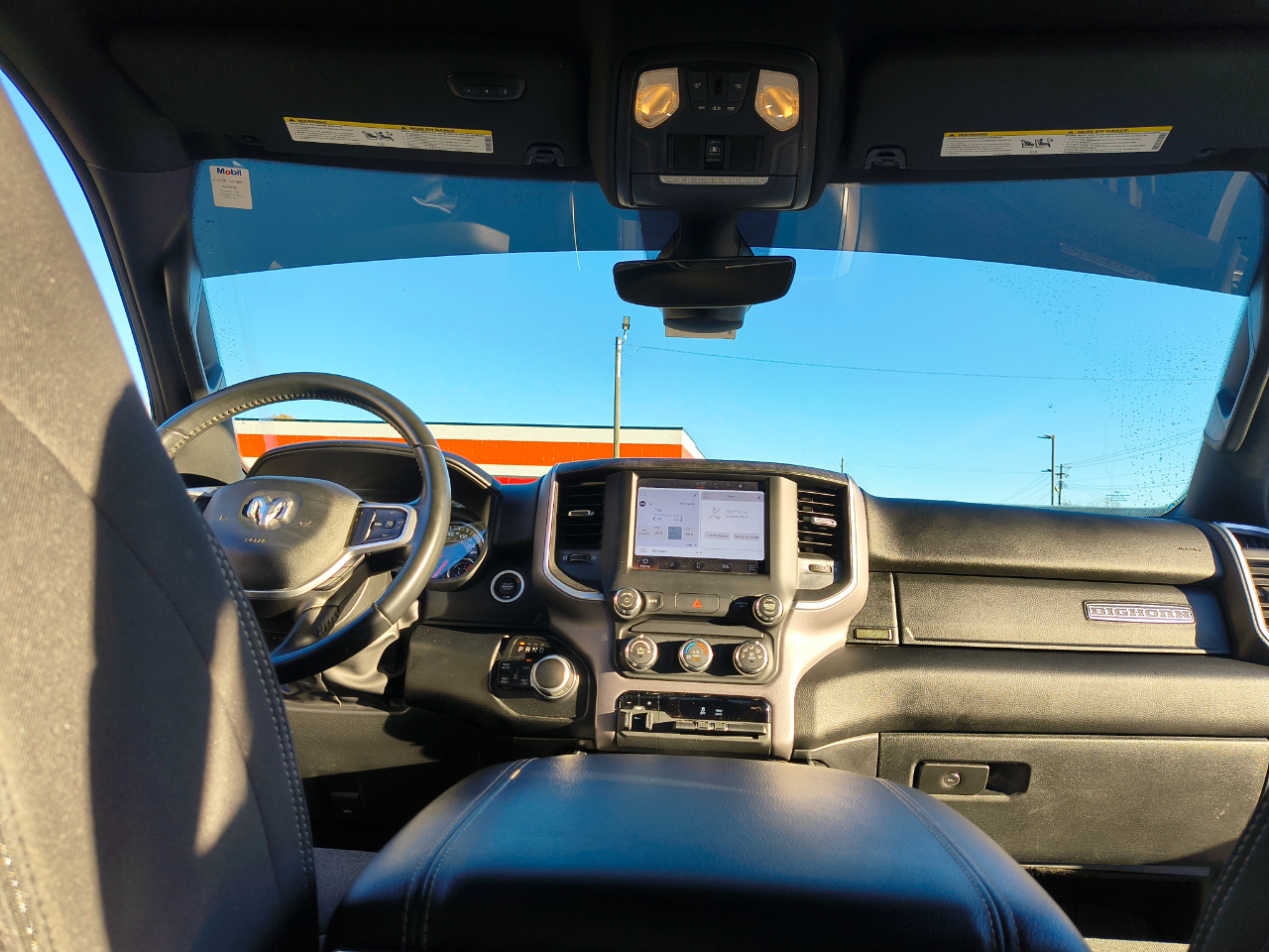 RAM 1500 Big Horn 4x4 Crew Cab 5'7" Box 2022