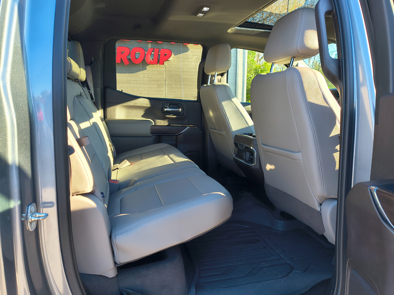 GMC Sierra 1500 4WD Crew Cab 147" SLT 2019