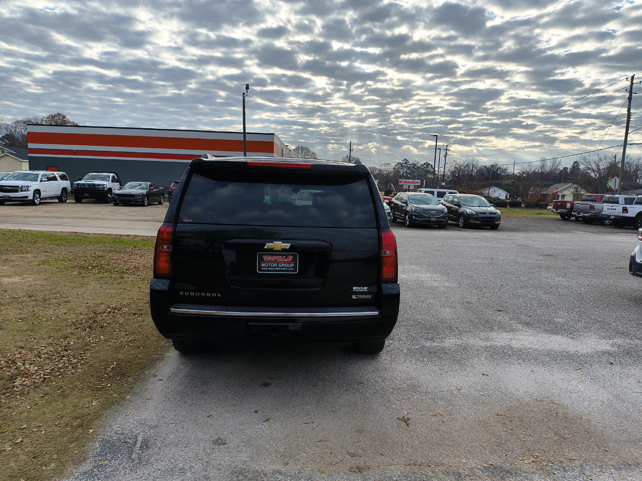 Chevrolet Suburban 2WD 4dr 1500 Premier 2017