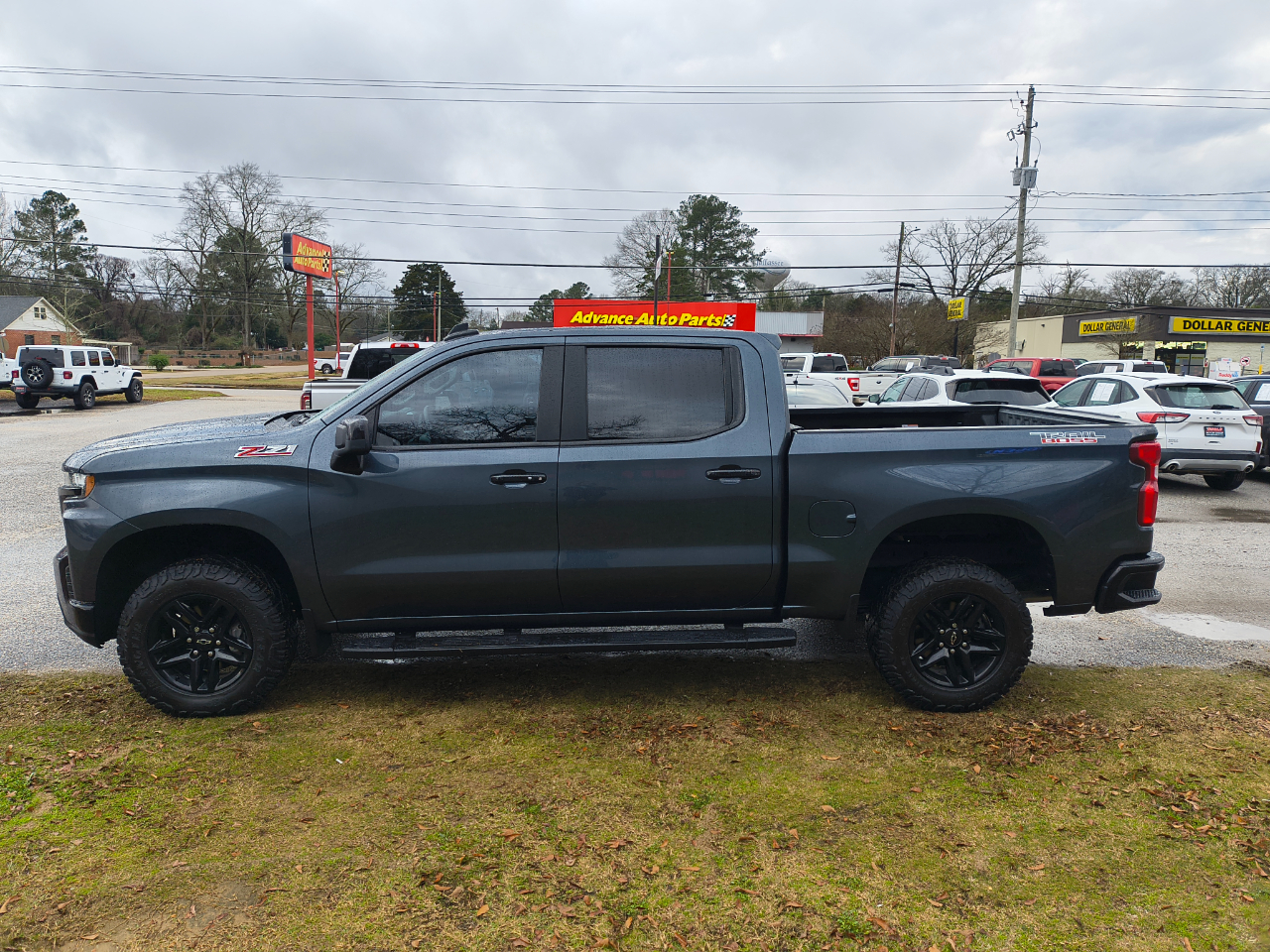 Chevrolet Silverado 1500 4WD Crew Cab 147" LT Trail Boss 2020