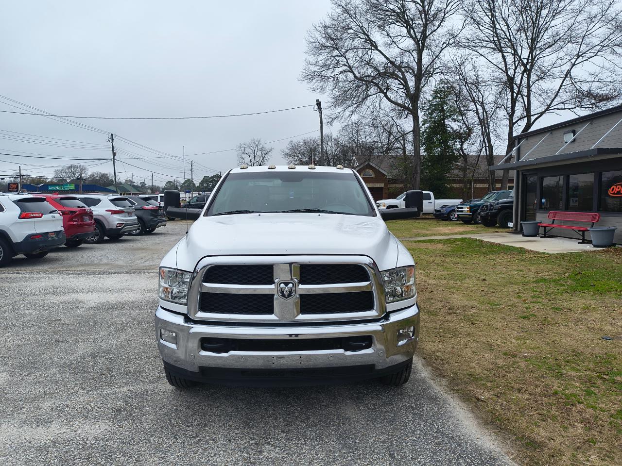 RAM 3500 Chassis Cab Tradesman 4WD Crew Cab 60" CA 172.4" WB 2018