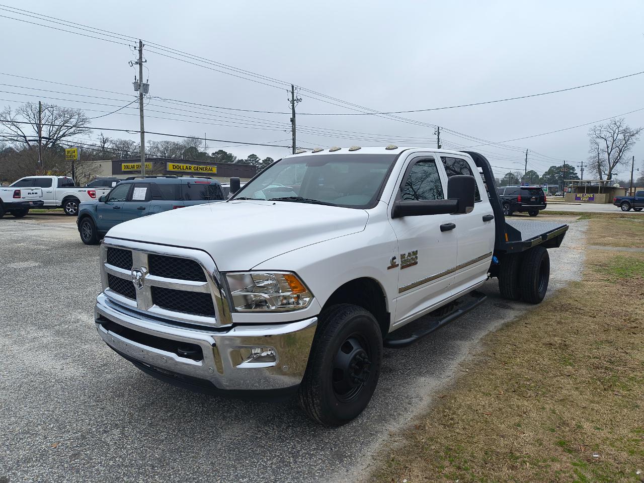 RAM 3500 Chassis Cab Tradesman 4WD Crew Cab 60" CA 172.4" WB 2018