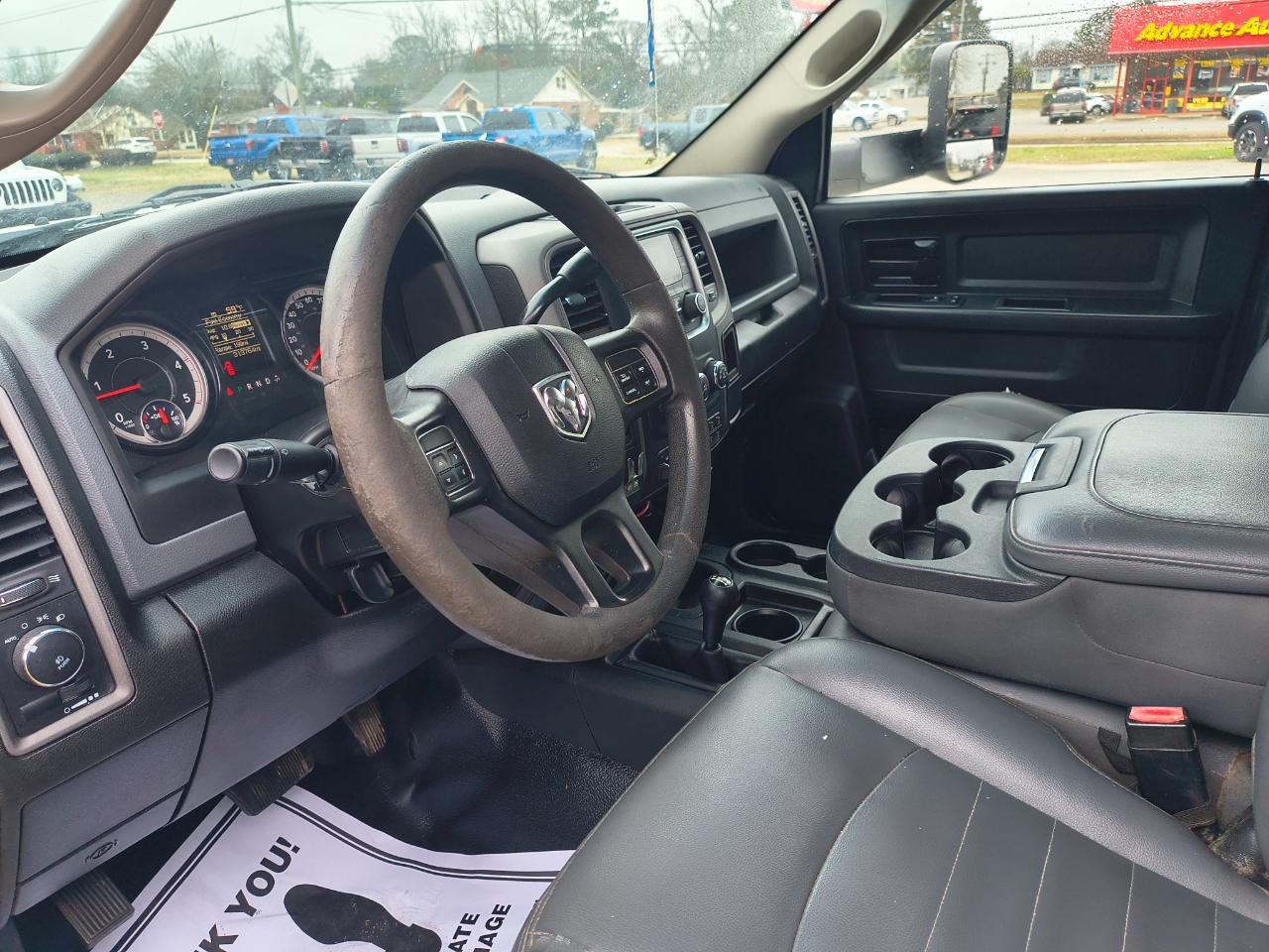 RAM 3500 Chassis Cab Tradesman 4WD Crew Cab 60" CA 172.4" WB 2018