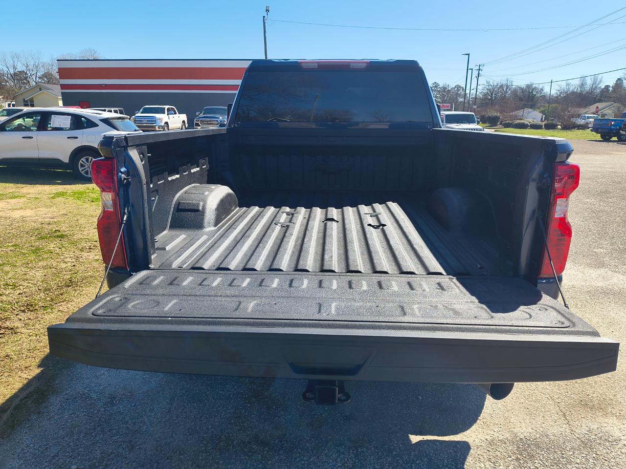 Chevrolet Silverado 2500HD 4WD Crew Cab 159" Custom 2022