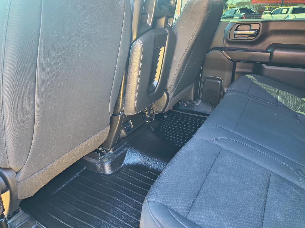 Chevrolet Silverado 2500HD 4WD Crew Cab 159" Custom 2022