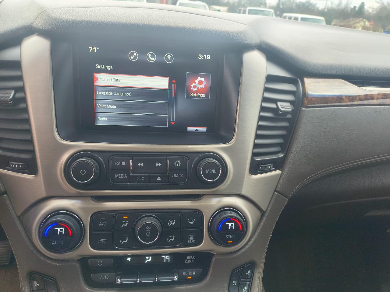 GMC Yukon 2WD 4dr Denali 2015