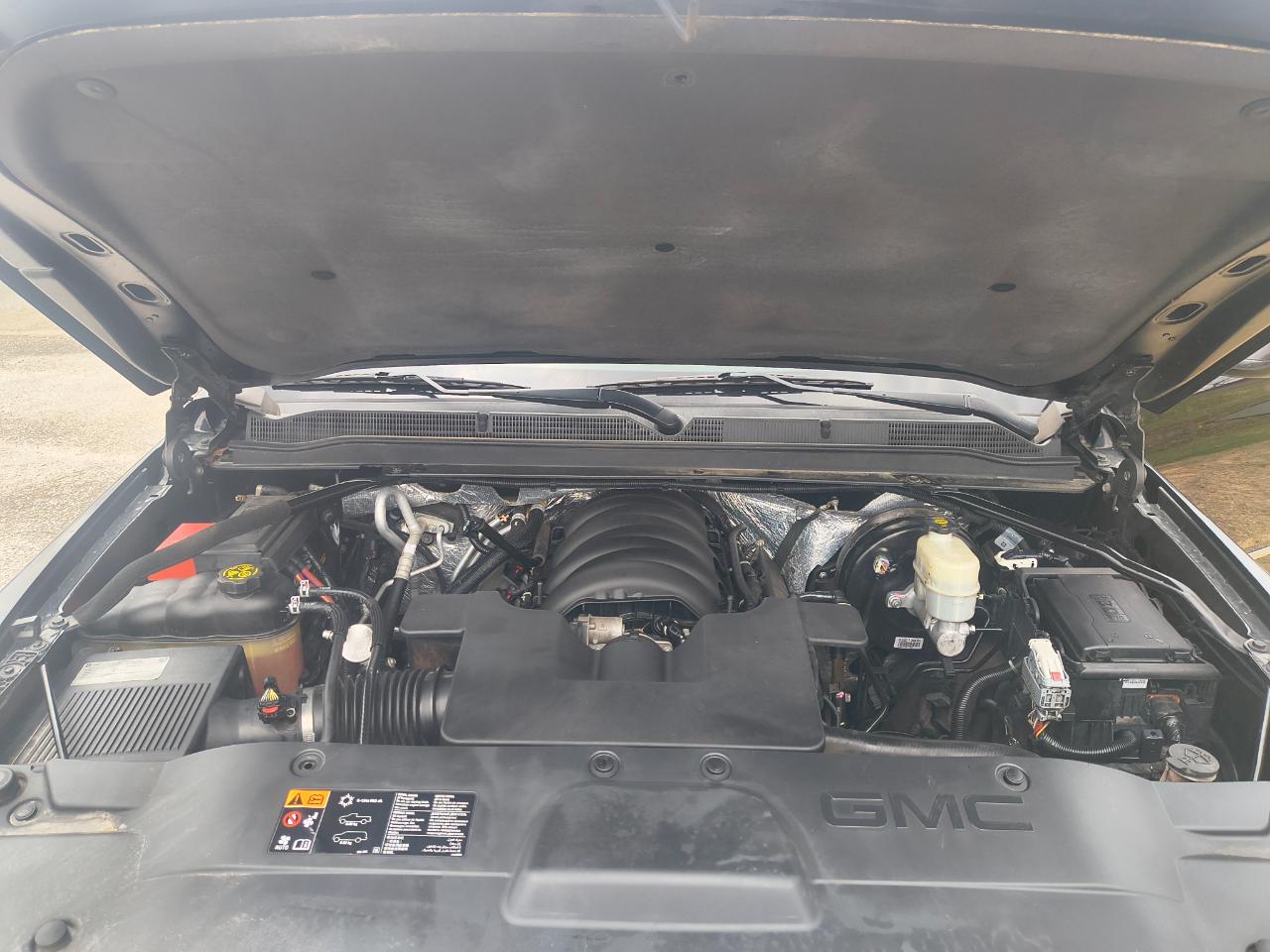 GMC Yukon 2WD 4dr Denali 2015