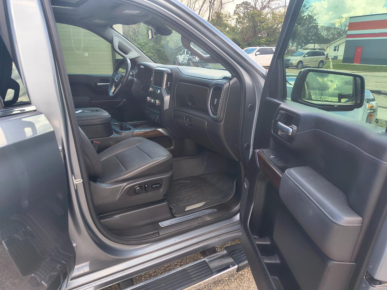 GMC Sierra 1500 4WD Crew Cab 147" SLT 2021