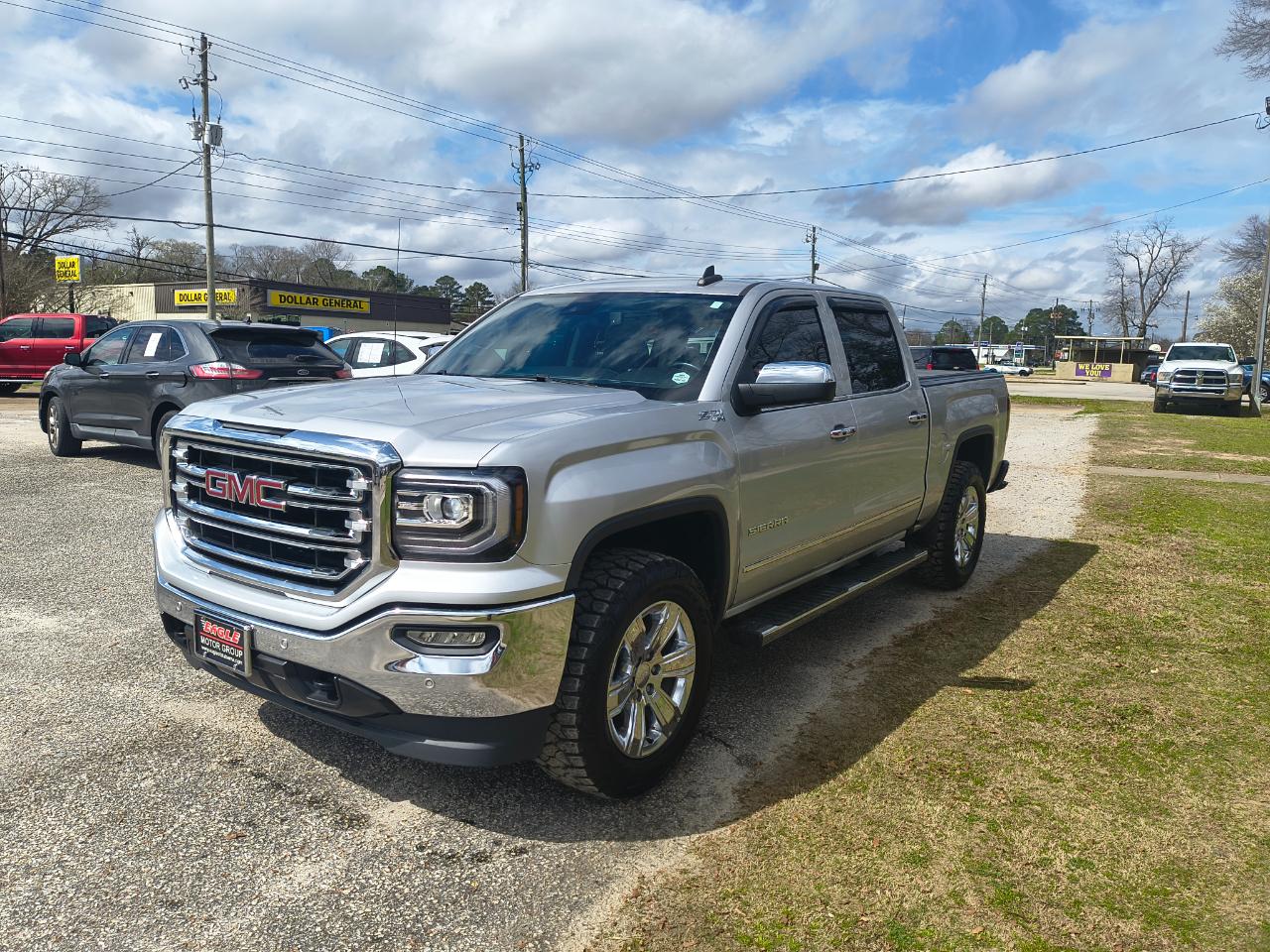 GMC Sierra 1500 4WD Crew Cab 143.5" SLT 2018