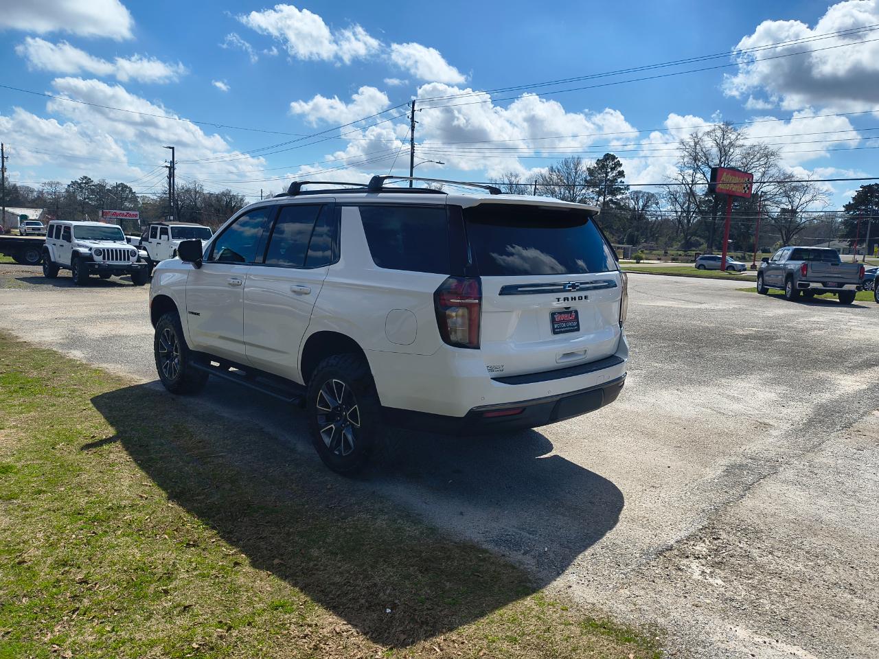 Chevrolet Tahoe 4WD 4dr Z71 2021